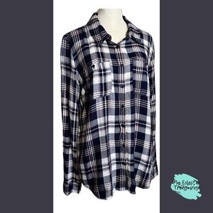 Como Vintage Navy and White Plaid Button Down Shirt Size Medium